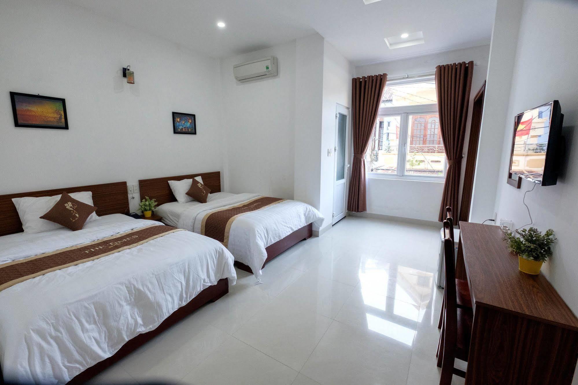 The Times Hotel Hue Exterior foto